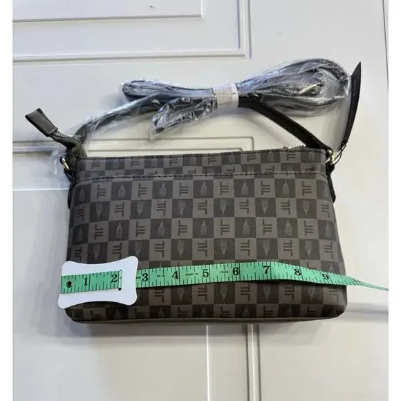 London Fog Addison Tower Signature Print Crossbody Bag Zip Around Wallet NWT $78 - Picture 4 of 5